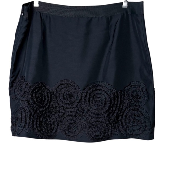 BANANA REPUBLIC 100% Silk Fully Lined Mini Skirt Floral Appliqués Side Zipper 14 - Picture 4 of 10